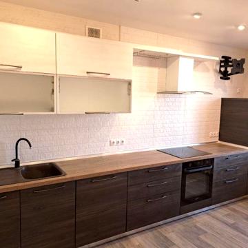Срочная продажа 3 ком.кв.ул.Урловская 34 двухсторонняя метро Осокорки