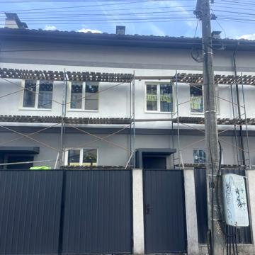 Українська вул., 80/6
