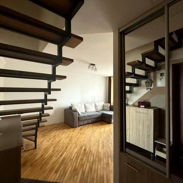 Дворівнева простора оренда, Тролейбусна 4. Вигідно!