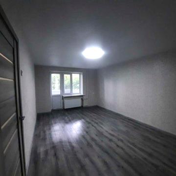 Продам 2х кімнатну квартиру вул.Київська