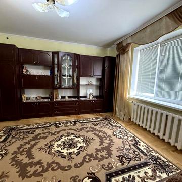 3-х кімнатна квартира у смт. Добротвір