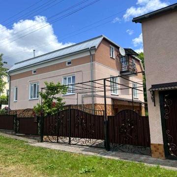 Продам дім з усіма зручностями