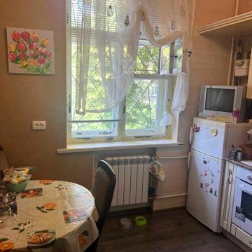 Продам 3 к. кв. ул. Караваева