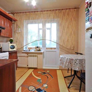 Яскрава укомплектована 3-кімнатна квартира масив Піщаний
