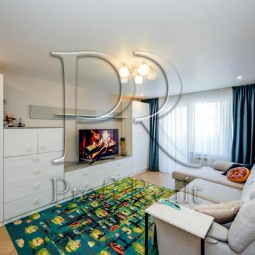 Архітектора Вербицького вул., 8
