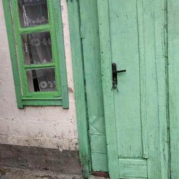 Сдам часть частного дома с отдельным входом и двориком.