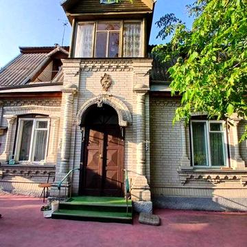 Продам добротний будинок в Обухові!