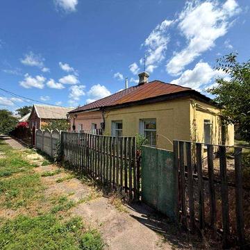 Продаж! Будинок в Подільському районі. 10 хв до центру міста.