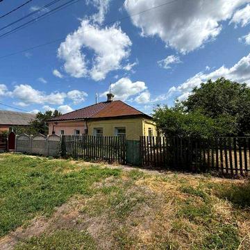 Продаж! Будинок в Подільському районі. 10 хв до центру міста.