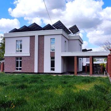 Будинок біля міста 2022 року