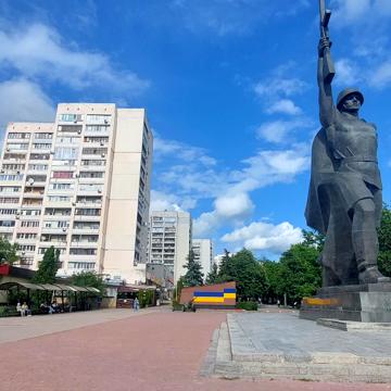 23 Серпня вул., 39