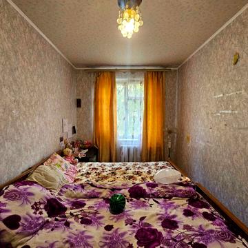 Продаётся двухкомнатная квартира по улице Содружества/ Юбилейная