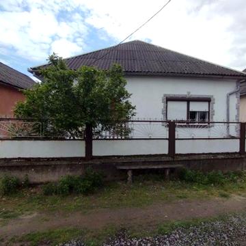 Будинок в Закарпатська обл. Берегівський р-н. c. Галабор