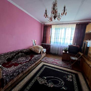 Продаж 4 -х кімнатноі квартири на Верді