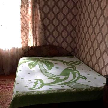 Сдам в аренду пол дома от хозяина р- н Детской поликлиники