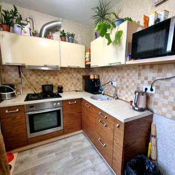 2 кімнати з ремонтом , 42 м2 , Обухів , Яблуневий всього 35000$