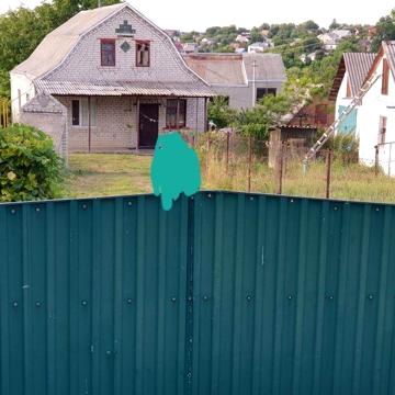 Продам будинок з земельною ділянкою