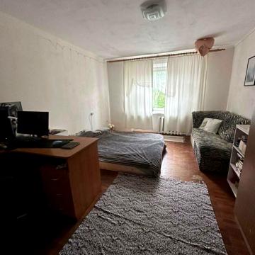 Сорочинська вул., 5
