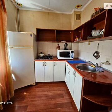 Довгострокова оренда 1к Квартира Валентинівська вулиця