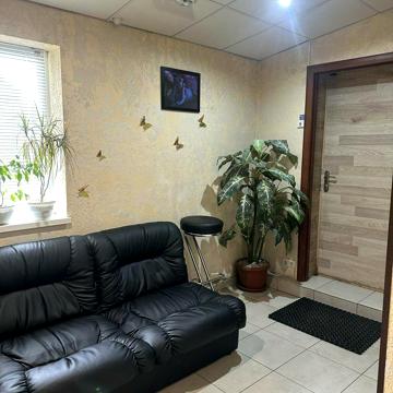 Кавалерійська вул., 4