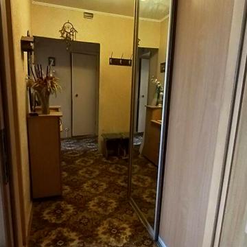 Продаж 2к Квартира Купчинського Романа вулиця
