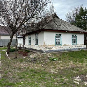 Продається старий будинок