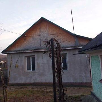 Продається будинок с. Голосків Центр