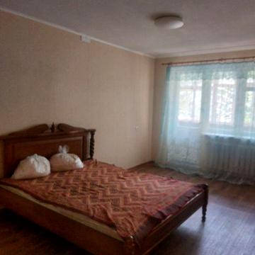 Продам 1кв Комун.Рынок