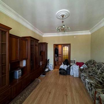 Продається 2-х кімнатна квартира.