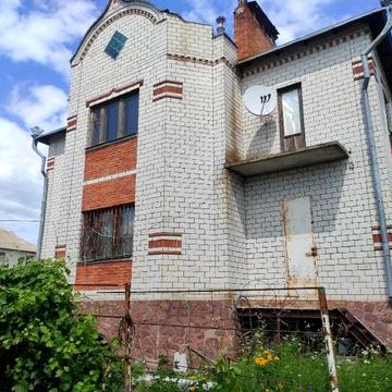 Продам будинок в м Мерефа.
