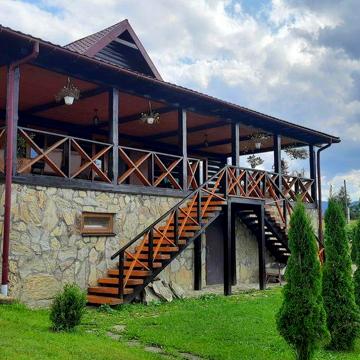 Автономний будинок у серці Карпат. Безпечне і перспективне місце.