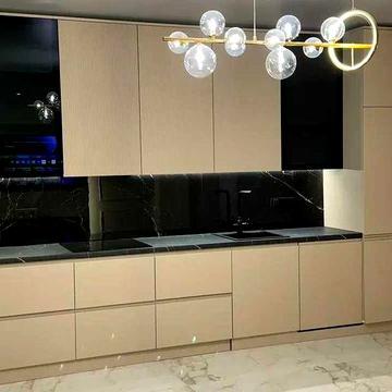 Таунхаус з ремонтом та частково з меблями всього в 8хв від стометрівки