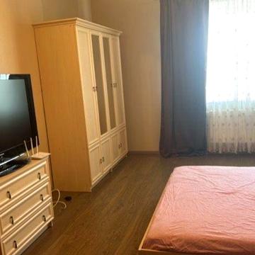 Здається 1-но кімнатна квартира біля ЖКСтоличний