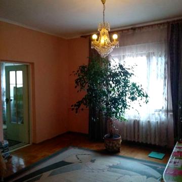Каменярів вул.