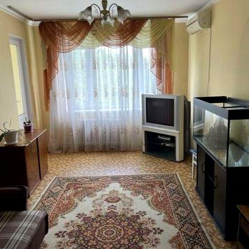 Здається в оренду 3х кімнатна квартира біля Велмарту
