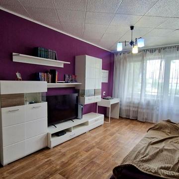 Продаж 2к Квартира Набережна Перемоги вулиця