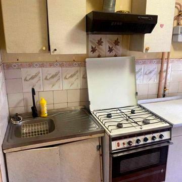 Продам 2к квартиру Левобережный-3, ул.Усенко,13, Караван, пр. Мира