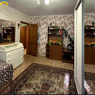 Небесної Сотні просп. (Маршала Жукова), 10/6