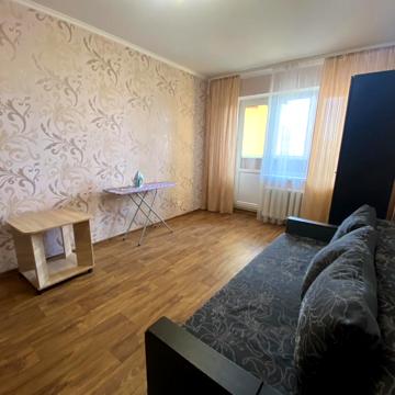 Чураївни вул., 3/2