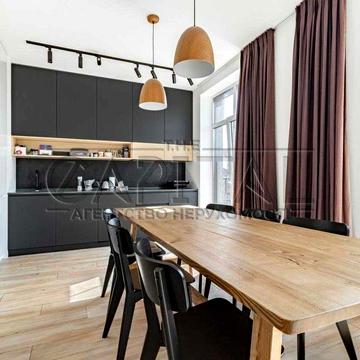 Дворівнева квартира 116 м² у клубному будинку Казимира Малевича, 48