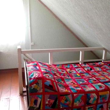 Задам на місяць будинок в центрі міста