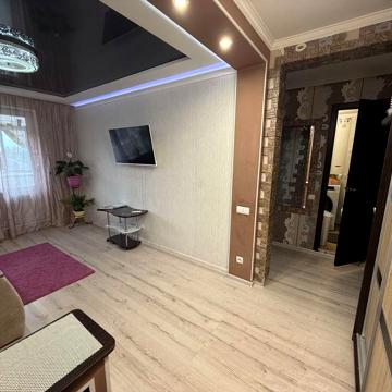 Продам 2-кімнатну квартиру в центрі Балаклії