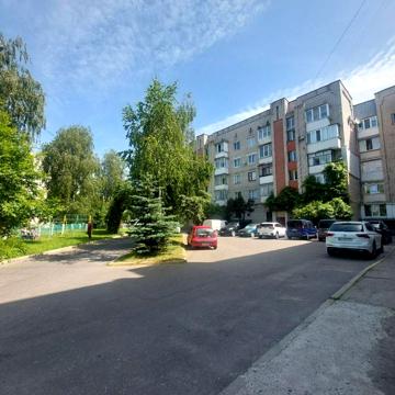 Молоді просп., 6а