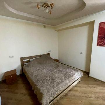 Оренда 2 кімнатна квартира вул. Івасюка 50Б неподалік Арсен Епіцентр