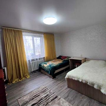 Продається три 1-но кімнатні квартири будинку в центрі с. Слобода