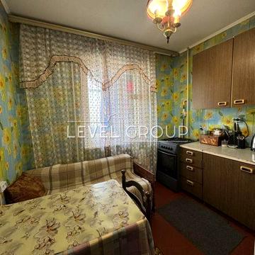 Продаж 1 кім квартири, вул.Ревуцького, метро Харківська 10хв. Торг!