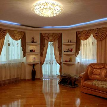 Володимира Івасюка просп. (Героїв Сталінграду), 53-Б