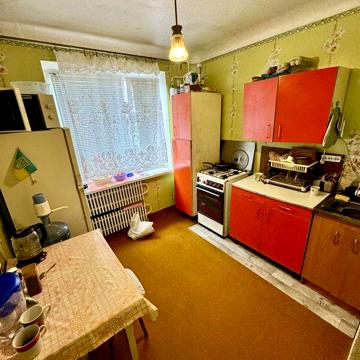 Однокімнатна квартира Добровольського 71
