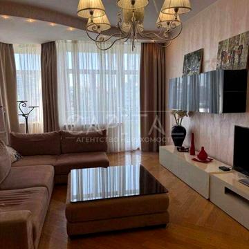 Оренда , 3-кімнатна квартира в центрі,  охорона, є підземний паркінг