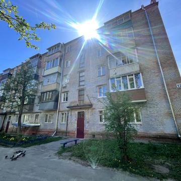Олександра Мацієвського вул. (Попудренка), 12